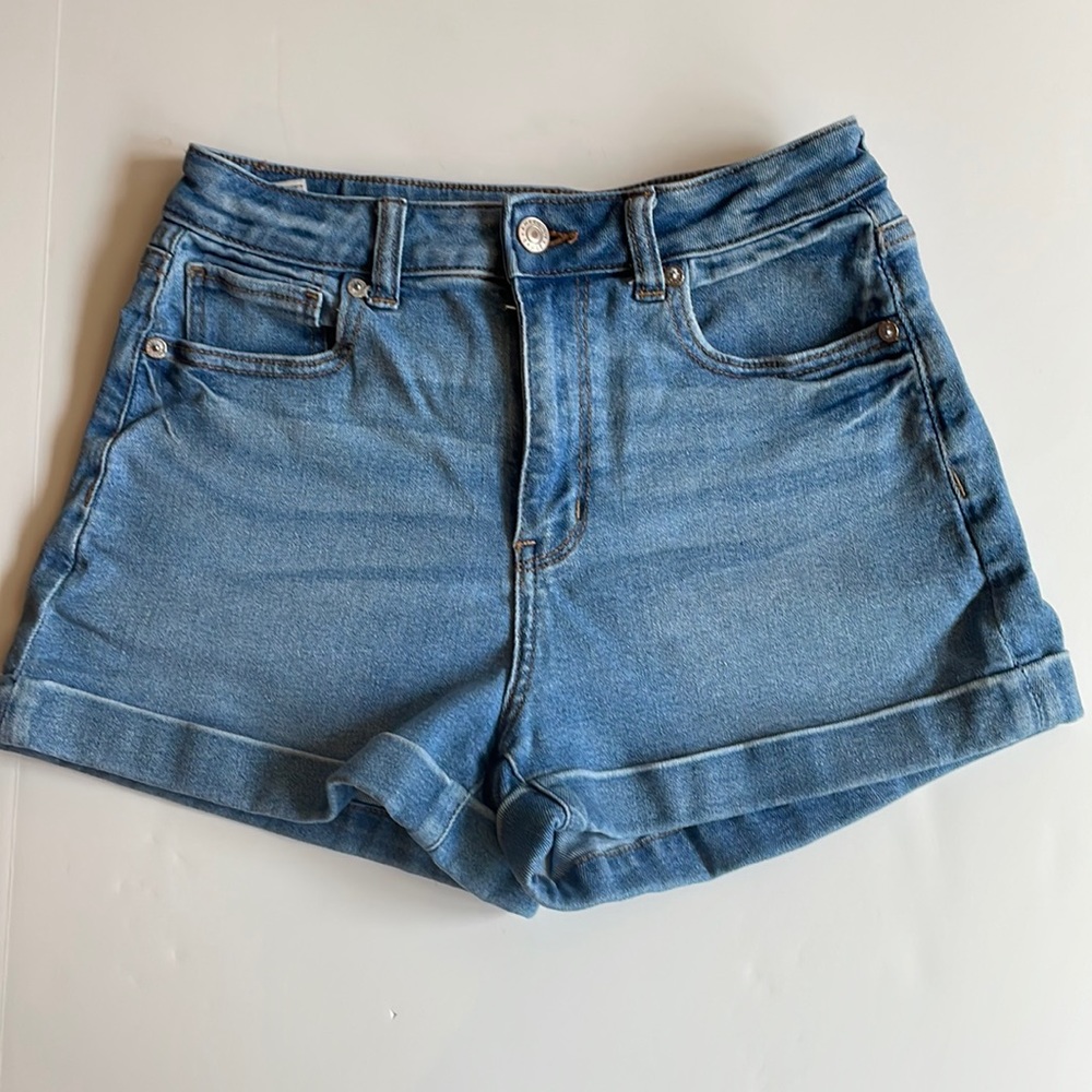 American Eagle Mom short stretch high waist rolled hem Jean shorts size 0